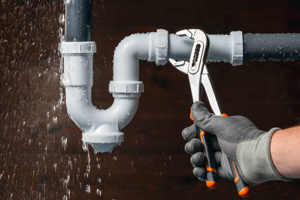 Professional Leak Detection technician working in North Salem, NH